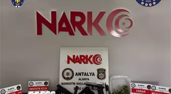 Alanya'da 45 adrese yapılan uyuşturucu operasyonunda 39 gözaltı