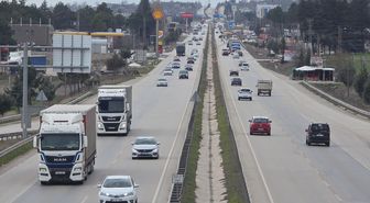 Amasya'da bayram tatili öncesi trafik yoğunluğu başladı