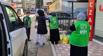 Amasya'da ihtiyaç sahibi ailelere ramazan yardımı