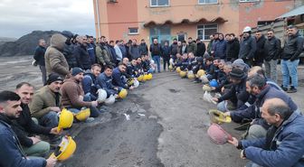 Amasya'da kömür madeninde çalışan işçilerden iş bırakma eylemi