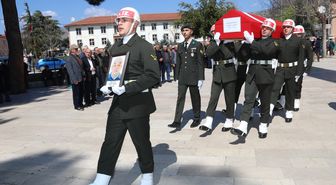 Amasya'da vefat eden Kore gazisi Kartal son yolculuğuna uğurlandı