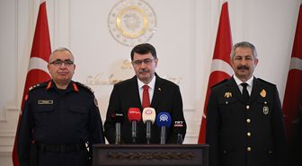 Ankara'da bayram tedbirleri kapsamında 23 bin 769 emniyet ve jandarma personeli görev yapacak