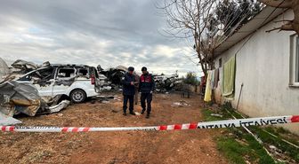 Antalya'da bir konteynerde çıkan yangında 5'i çocuk 6 kişi öldü