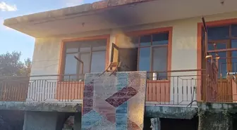 Antalya'da yanan evde yaşlı kadın yaşamını yitirdi