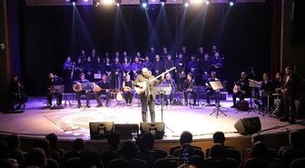 Ardahan Üniversitesi'nde kentin kurtuluş yıl dönümü dolayısıyla konser verildi