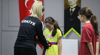 Avrupa şampiyonu tekvandocu Gülsena'nın yeni hedefi kürsüye öğrencilerini taşımak