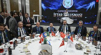 Bakanlar Memişoğlu ve Gürlek, Çaykur Rizespor Kulübü'nün iftar programına katıldı