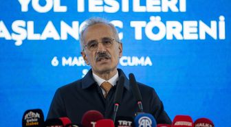 Bakanlar Uraloğlu ve Gürlek, Sakarya'da milli hızlı treninin yol testleri törenine katıldı