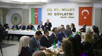 Bakü'deki Türk kurum ve kuruluşların temsilcileri iftarda bir araya geldi
