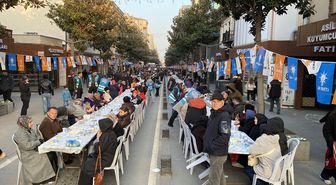 Balıkesir'de AK Parti İl Başkanlığınca iftar programı düzenlendi