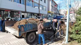 Başçiftlik Belediyesince cadde, sokak, meydan ve park temizliği yapıldı