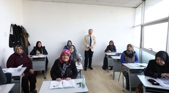 Başkan Palancıoğlu, Tınaztepe Sosyal Tesisleri'nde kursiyerlerle bir araya geldi