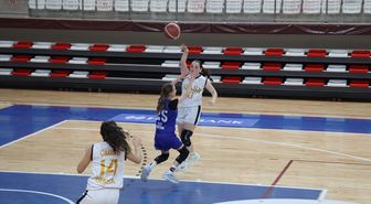 Basketbolda 14 Yaş Altı Kızlar Anadolu Şampiyonası, Kırklareli'nde başladı