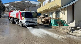 Bayburt Belediyesi temizlik ve onarım çalışmalarını sürdürüyor