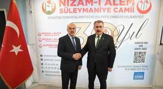 BBP Genel Başkanı Destici, Amsterdam'da partililerle bir araya geldi