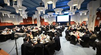 Belçika İslam Federasyonu Brüksel'de iftar verdi