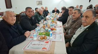Beypazarı Belediye Başkanı Kasap, iftarda muhtarlar ve STK temsilcileriyle bir araya geldi.