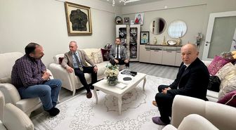 Beypazarı'da MHP'li yöneticiler ilk iftarını şehit babasının evinde yaptı