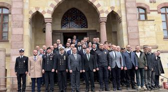 Biga'da protokol bayramlaştı