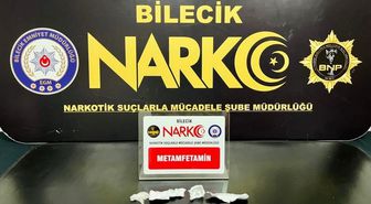 Bilecik'te araçta ve üzerinde uyuşturucu madde bulunan 4 zanlı yakalandı