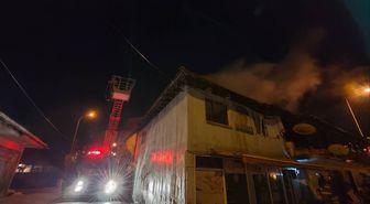 Bilecik'te iki katlı binada çıkan yangın söndürüldü