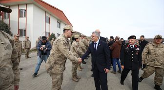 Bingöl'de bayramlaşma töreni düzenlendi