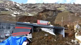 Bitlis'te toprak kayması sonucu 2 iş yeri zarar gördü