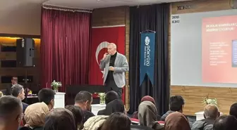 Bucak'ta 'Dijital Aile' semineri düzenlendi
