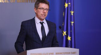 Bulgaristan Başbakan Yardımcısı Tsitselkov, göreve başladıktan 24 saat sonra istifa etti