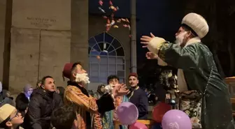 Burdur'da ramazan ayı fener alayıyla karşılandı