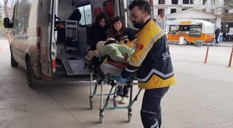 Bursa'da balkondan düşen kadın yaralandı