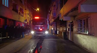 Bursa'da bir binanın çatı katında çıkan yangın söndürüldü
