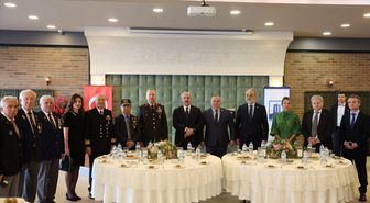 Çanakkale'de protokol üyeleri bayramlaştı