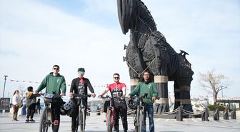 Çanakkale şehitleri anısına 754 kilometre pedal çevirdiler
