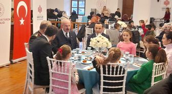 Çanakkale Valisi Toraman, Gelibolu Mevlevihanesi'nde iftara katıldı