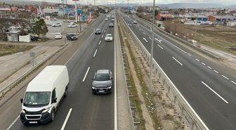 Çankırı'da bayram dönüşü trafiği D100 Karayolu'nda yoğunlaştı