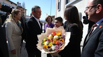 CHP Genel Başkanı Özel, Eskişehir'in Sivrihisar ilçesinde konuştu Açıklaması