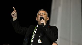 CHP Genel Başkanı Özel, partisinin Bakırköy mitingine katıldı