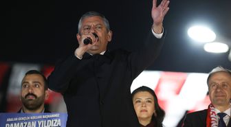 CHP Genel Başkanı Özel, partisinin Pendik mitingine katıldı