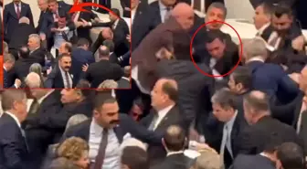 CHP'li vekillerle yumruklaşan Osman Gökçek'in zor anları