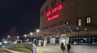 Çorum'da devrilen traktörün altında kalan sürücü yaralandı