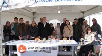 Çubuk Belediye Başkanı Demirbaş'tan depremzedelere yönelik oyuncak kampanyasına destek
