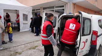 Çubuk'ta ihtiyaç sahiplerine yönelik yardımlar sürüyor