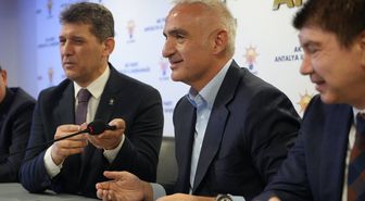 Cumhurbaşkanı Erdoğan, AK Parti Antalya teşkilatıyla telefonda bayramlaştı