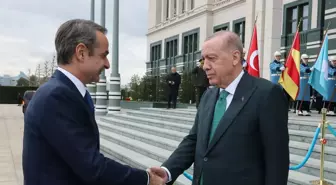 Cumhurbaşkanı Erdoğan, Yunanistan Başbakanı Miçotakis'i kabul etti