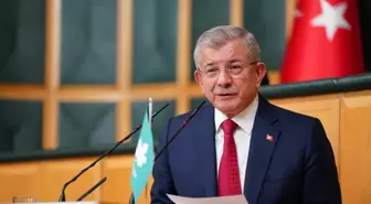 Davutoğlu: Yeni Yol Grubu'nu dağıtmak üzere yapacağınız her hamleyi başınızda kırarız