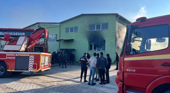Denizli'de iş yerinde çıkan yangın söndürüldü