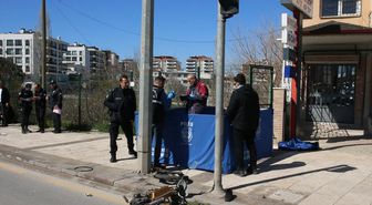 Denizli'de kamyonete çarpan motosikletin sürücüsü öldü