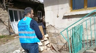 Derebucak'ta ihtiyaç sahiplerine gıda yardımı yapıldı