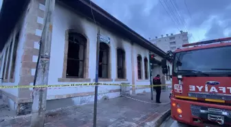 Devlet Bahçeli'nin de eğitim gördüğü, restorasyon halindeki 115 yıllık okulda yangın